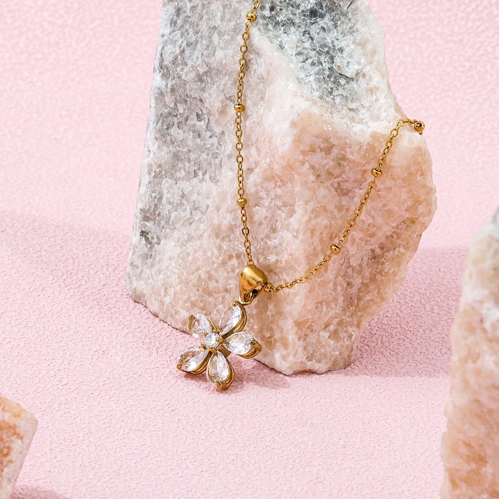 Flora Necklace