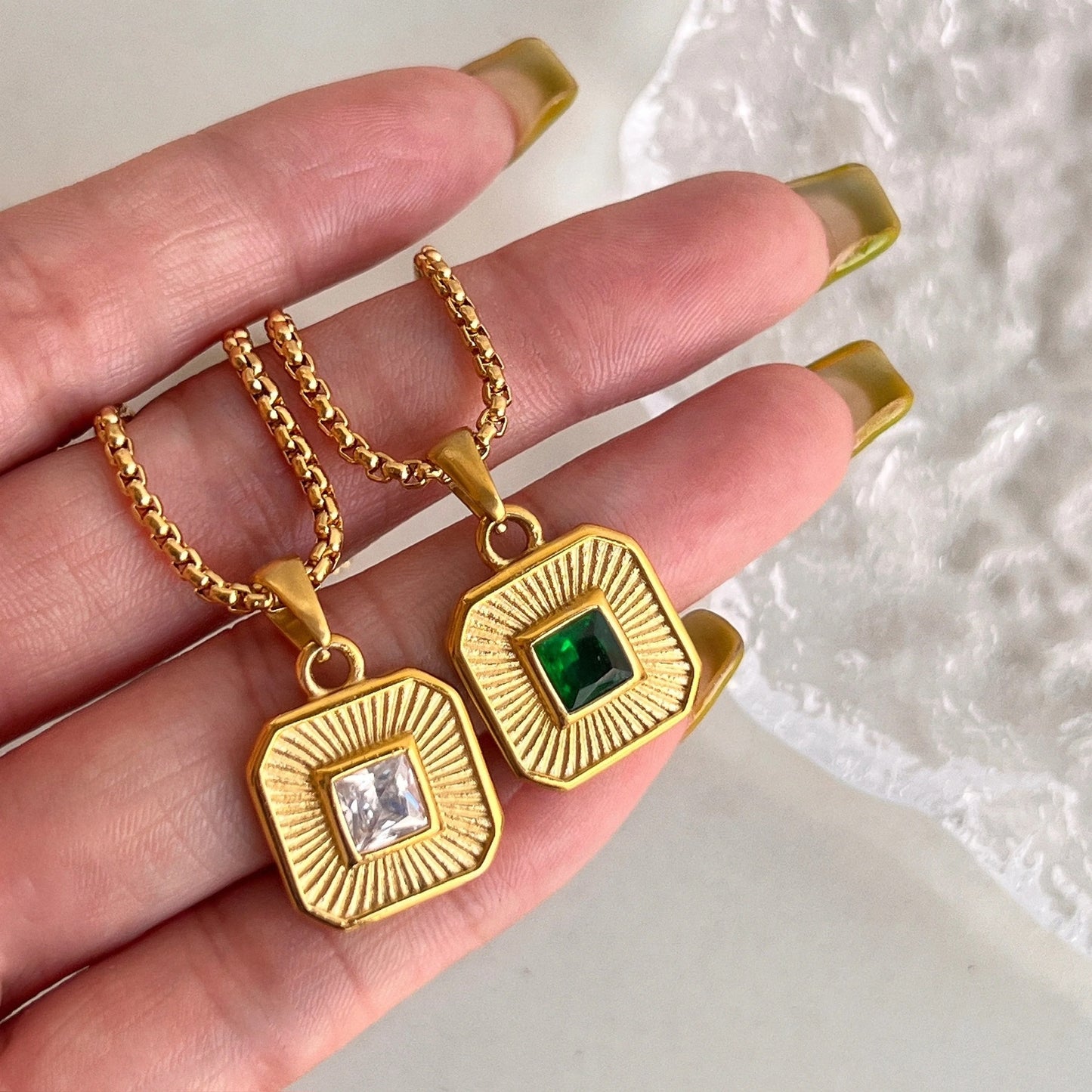 Geometric necklace