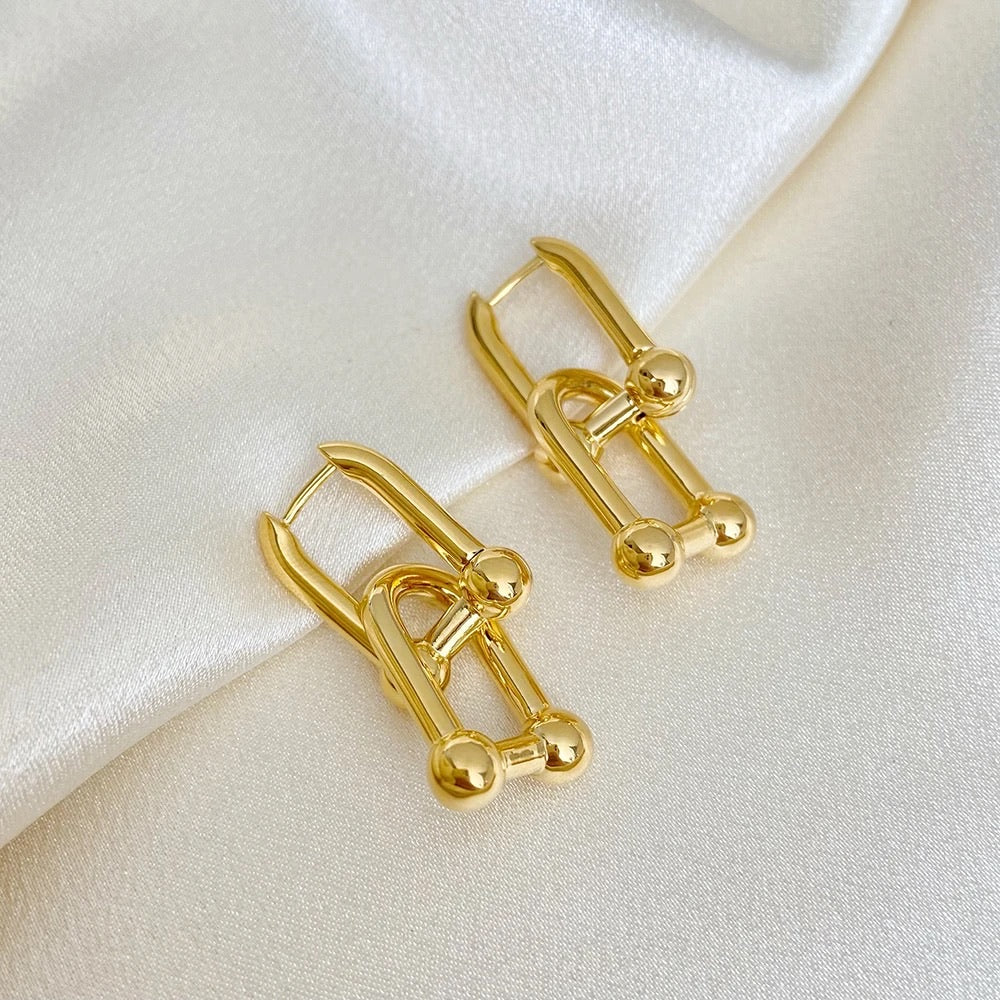 Interlock earrings